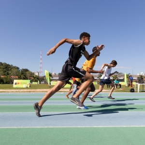 Praia Grande Celebra Talento e Superação na Final do Atletismo Escolar JEESP 2025
